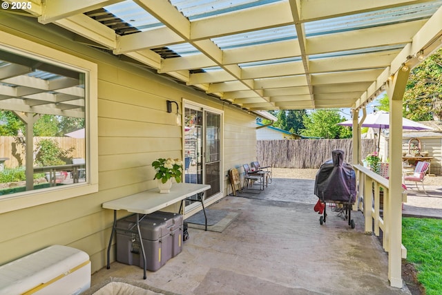 3131 Alyndale Dr, Eugene, OR 97404 - view of patio / terrace featuring fence