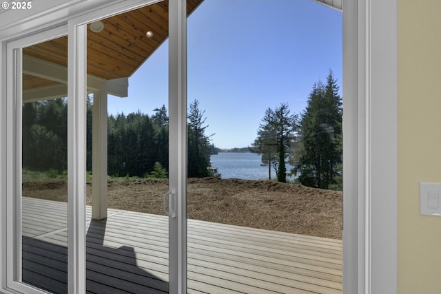 83594 Sauter Dr, Florence, OR 97439 - doorway featuring a water view