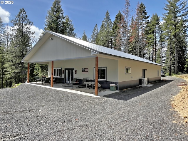 78115 Giger Ln, Weston, OR 97886 - view of side of property with a patio area