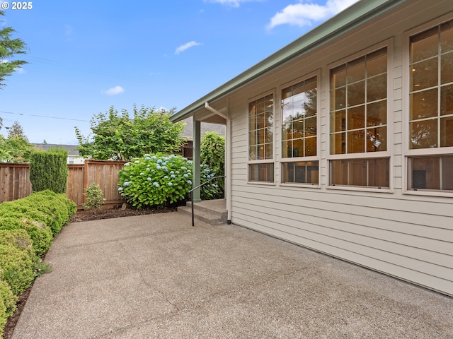 1466 NE 15th Ave, Canby, OR 97013 - view of patio