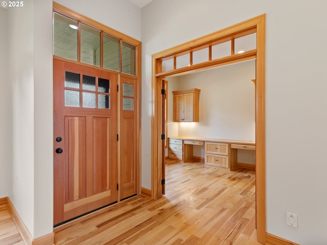 1466 NE 15th Ave, Canby, OR 97013 - foyer entrance with built in desk and light wood-style flooring