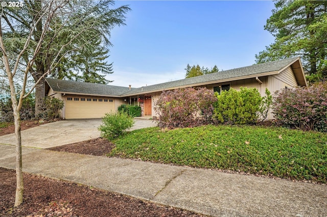 single story home featuring a garage