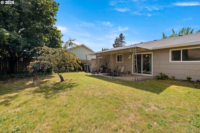 15870 SW Royalty Pkwy, King City, OR 97224 - view of yard with a patio area