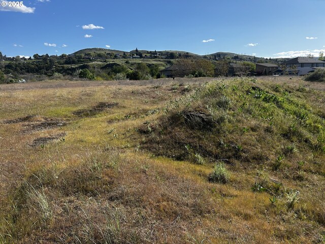 1700 Lone Pine Blvd, The Dalles, OR 97058