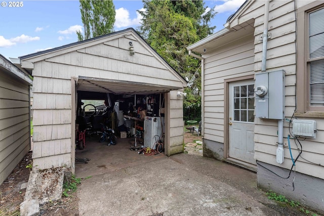 view of detached garage