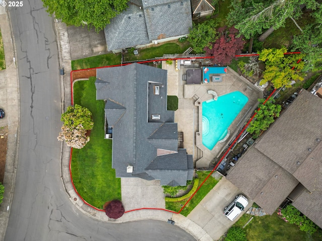 3430 Breezewood Ave, Eugene, OR 97405 - bird's eye view of a pool