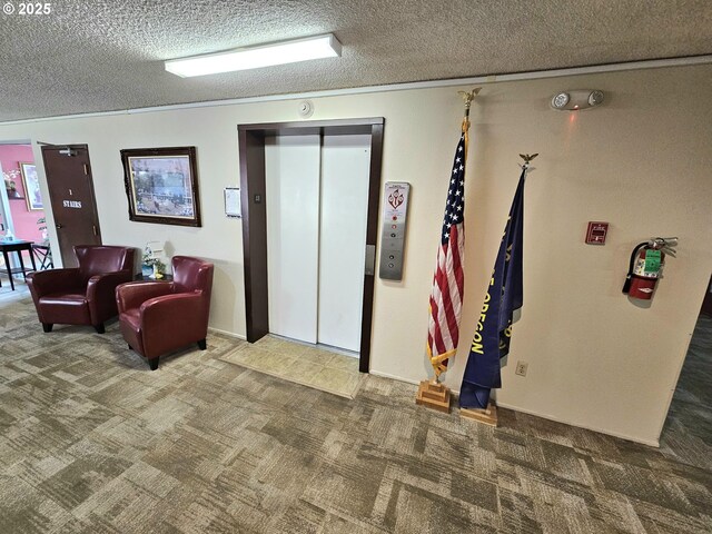 950 Evergreen Rd Unit 207, Woodburn, OR 97071 - community lobby with a textured ceiling