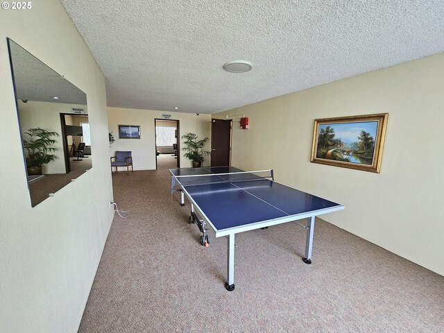 950 Evergreen Rd Unit 207, Woodburn, OR 97071 - game room with carpet flooring and a textured ceiling