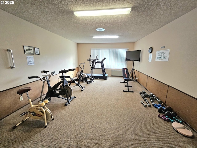 950 Evergreen Rd Unit 207, Woodburn, OR 97071 - workout area with carpet flooring and a textured ceiling