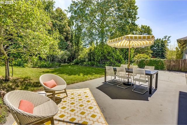 6220 SW 45th Ave, Portland, OR 97221 - view of patio featuring outdoor dining space