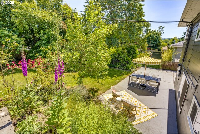 6220 SW 45th Ave, Portland, OR 97221 - view of yard with a patio area and outdoor dining space