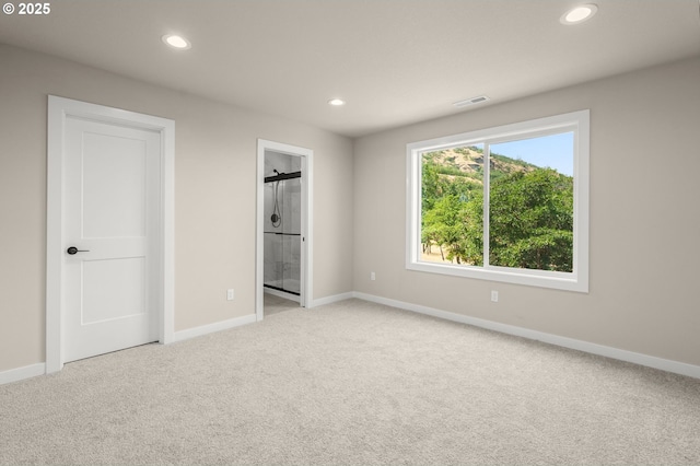 1405 Gordon Ct, The Dalles, OR 97058 - unfurnished bedroom featuring recessed lighting and carpet flooring