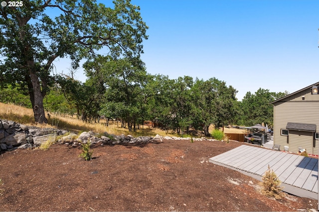 1405 Gordon Ct, The Dalles, OR 97058 - view of yard featuring a wooden deck