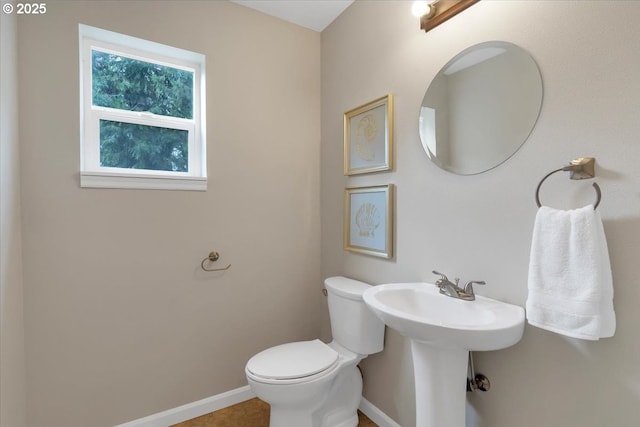 21795 SE Grand Island Loop, Dayton, OR 97114 - bathroom featuring baseboards and toilet