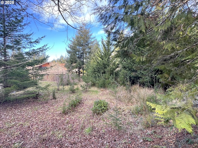 Listing photo 2 for 2211 Timberline Dr Unit 27, Coos Bay OR 97420