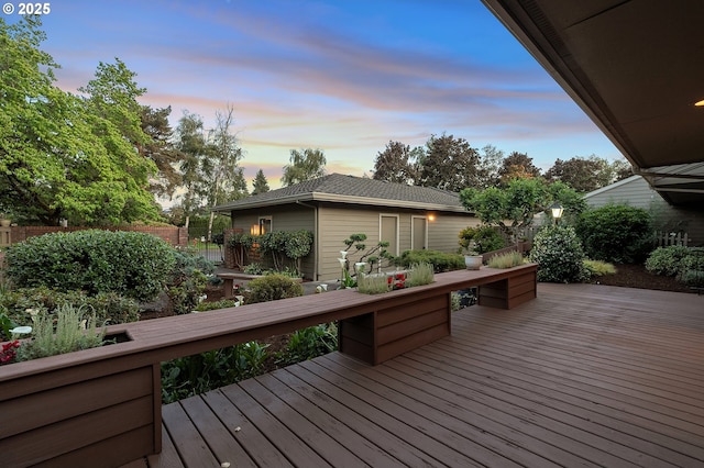 7785 SW Fairway Dr, Wilsonville, OR 97070 - view of deck at dusk