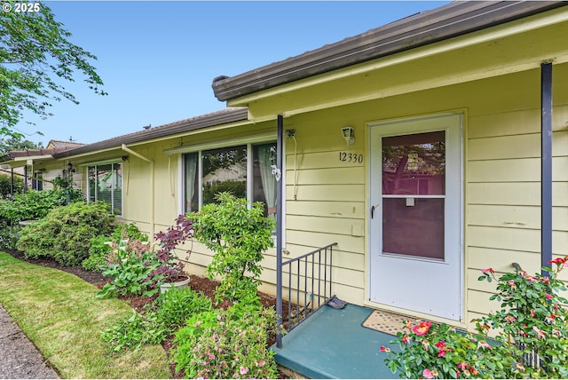 12330 SE Main St, Portland, OR 97233 - view of property entrance