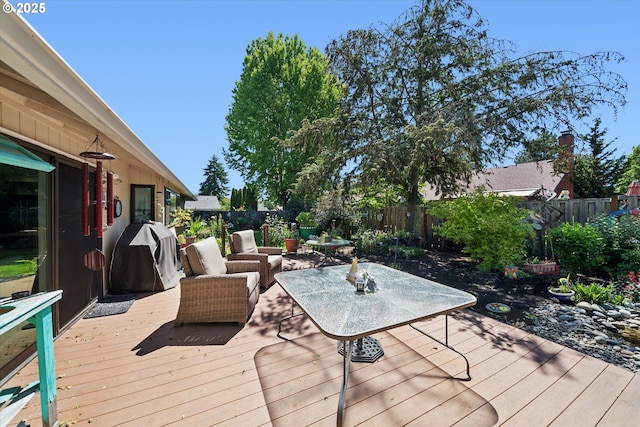 11820 SW Reid Ct, Beaverton, OR 97008 - deck featuring a fenced backyard