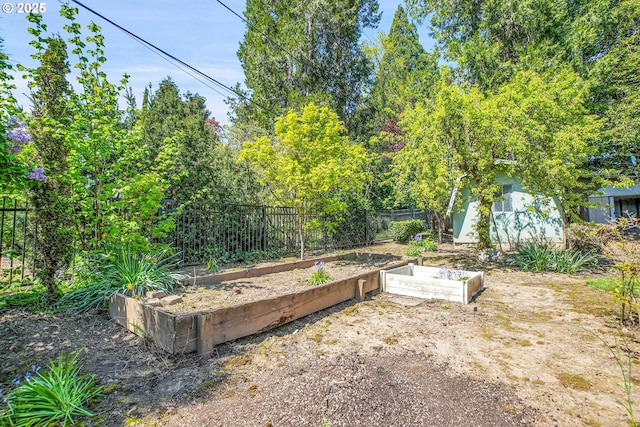3116 Vista Dr, Forest Grove, OR 97116 - view of yard with a garden and fence