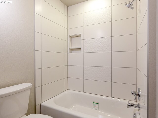 4984 NE 32nd Pl, Portland, OR 97211 - bathroom with toilet and shower / tub combination