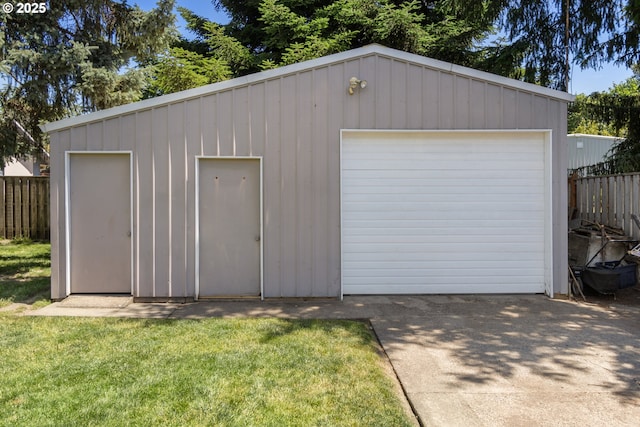 2408 N College St, Newberg, OR 97132 - detached garage featuring driveway