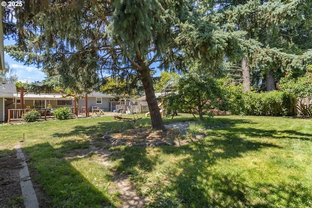 2408 N College St, Newberg, OR 97132 - view of grassy yard