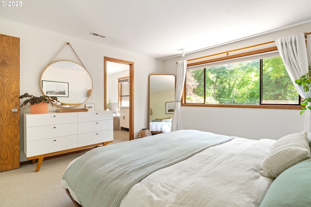 511 SW Colony Dr, Portland, OR 97219 - bedroom with light colored carpet