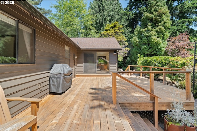 511 SW Colony Dr, Portland, OR 97219 - wooden deck featuring area for grilling