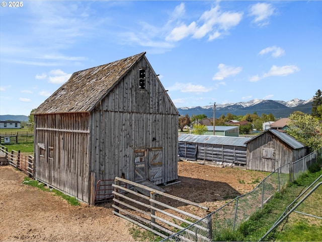 710 School St, Haines, OR 97833 - view of pole building featuring a mountain view