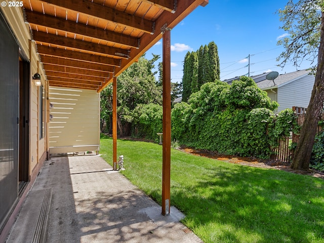 619 SE 121st Ave Unit 23, Vancouver, WA 98683 - view of yard with a patio area