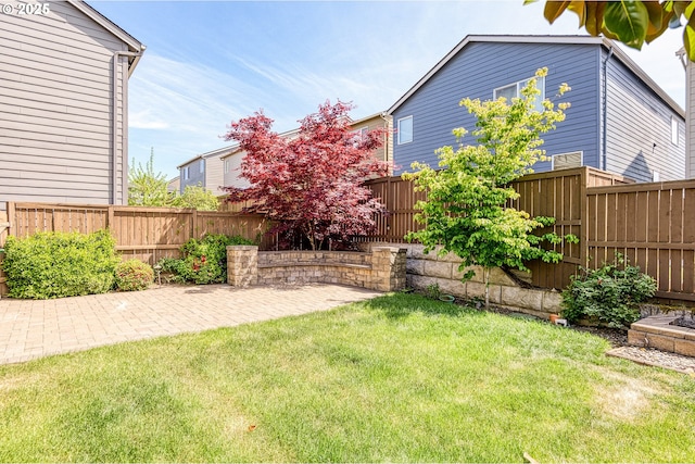 view of yard with a patio