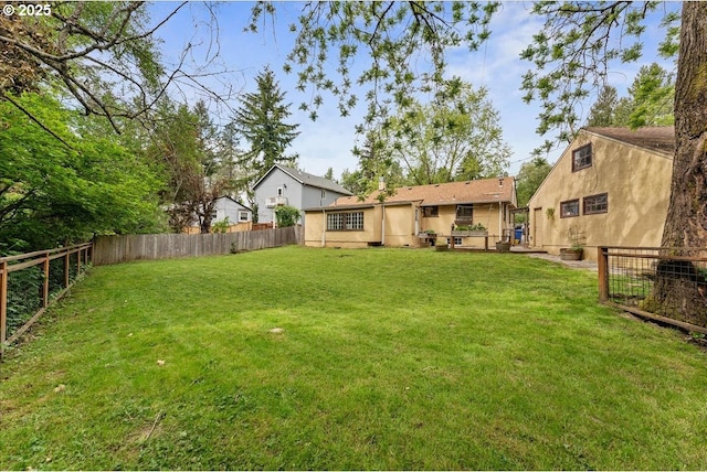 2906 SW Spring Garden St, Portland, OR 97219 - view of yard