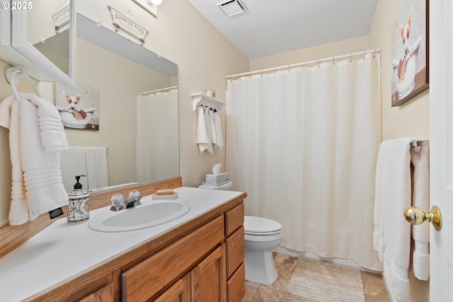 full bathroom with tile patterned flooring, vanity, toilet, a shower with curtain, and visible vents