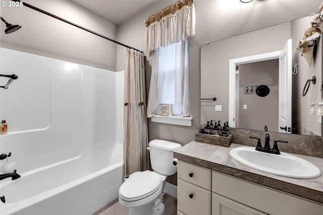13610 NE 109th Way, Vancouver, WA 98682 - bathroom with vanity, toilet, and shower / bath combo with shower curtain