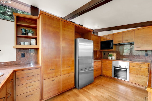 450 Horizon Rd, Eugene, OR 97405 - kitchen with black appliances, beamed ceiling, backsplash, light wood finished floors, and open shelves