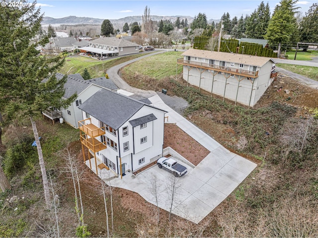 bird's eye view featuring a mountain view