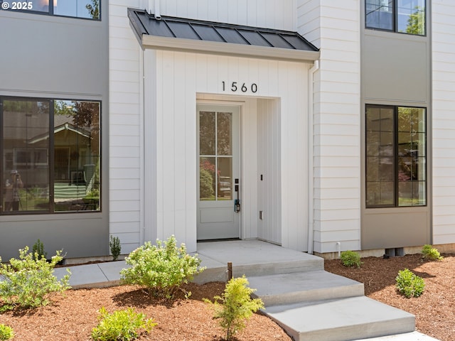 1562 NE 52nd Ave, Portland, OR 97213 - doorway to property with a standing seam roof and metal roof