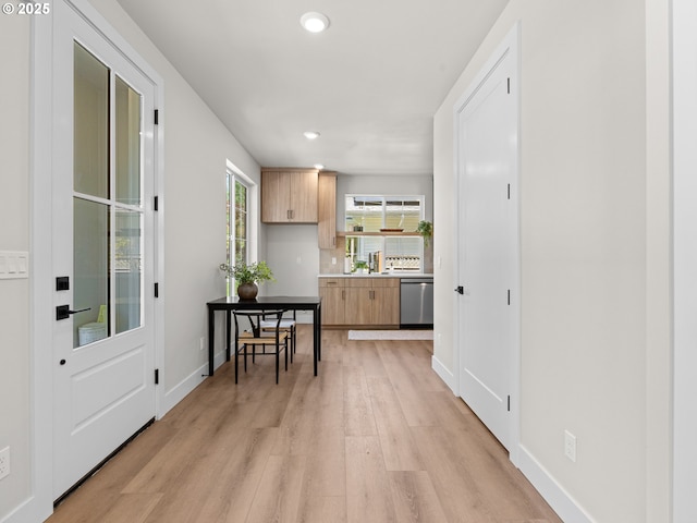 1562 NE 52nd Ave, Portland, OR 97213 - hall featuring light wood-type flooring, recessed lighting, and baseboards