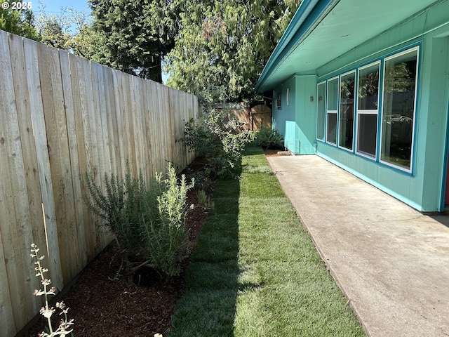 1492 Barton St, Eugene, OR 97404