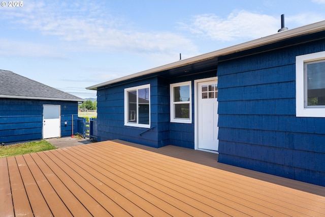 502 Williams Ave, Tillamook, OR 97141 - view of wooden terrace