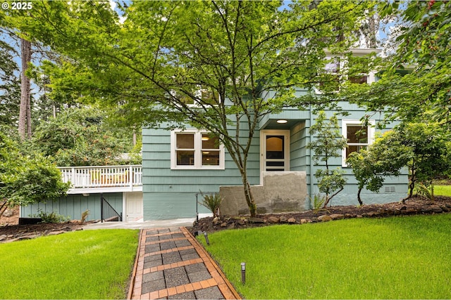 54 W 31st Ave, Eugene, OR 97405 - view of front of property with a front lawn and a wooden deck