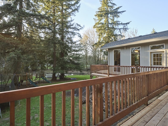 2605 NE 189th St, Ridgefield, WA 98642 - wooden terrace with a playground and a lawn