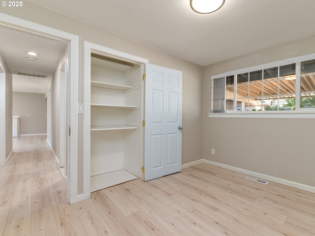 11421 SE Pardee St, Portland, OR 97266 - view of closet