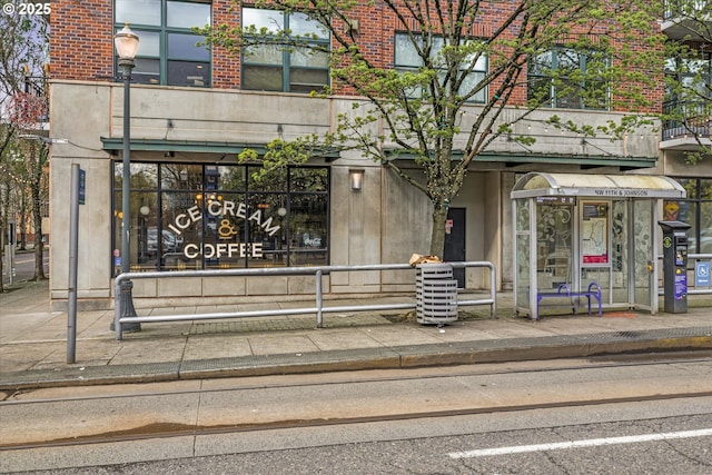 725 NW 10th Ave Unit 303, Portland, OR 97209 - view of building exterior