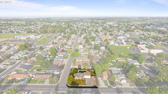 1060 SW 7th St, Hermiston, OR 97838 - aerial overview of property's location featuring nearby suburban area