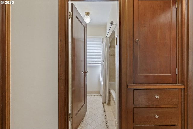 1710 SE 42nd Ave, Portland, OR 97215 - bathroom with tile patterned floors
