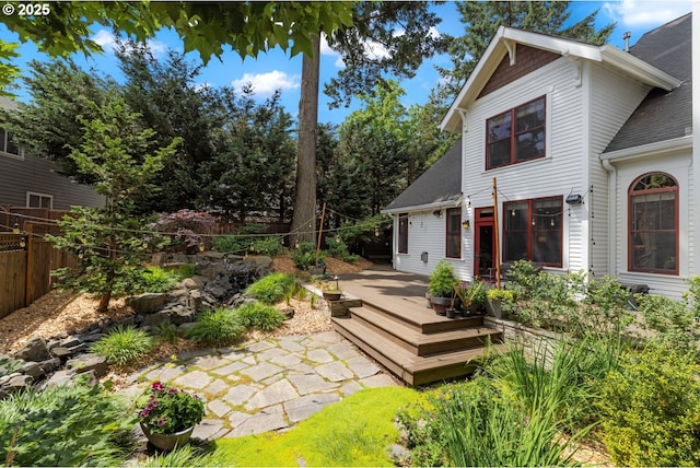 12624 SW 22nd Ave, Lake Oswego, OR 97034 - view of yard with a wooden deck
