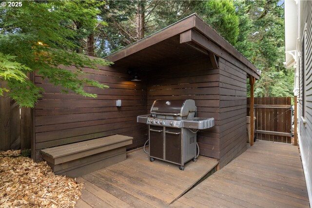 12624 SW 22nd Ave, Lake Oswego, OR 97034 - deck with a grill