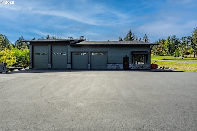 32568 Deberry Rd, Creswell, OR 97426 - view of detached garage