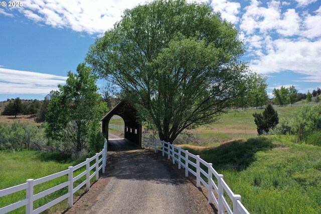 33817 Gage Rd, Mitchell, OR 97750 - view of home's community with driveway
